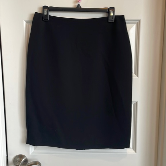 Essential G Black Pencil Skirt NWT - Picture 1 of 10